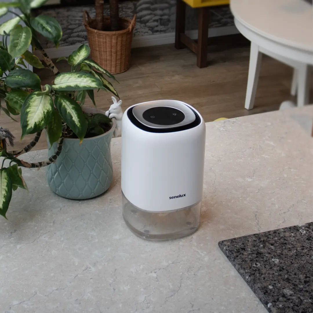 Refurbished - Q4 Dehumidifier with Colour Changing LED Lights and See-Through Water Tank - Image 5